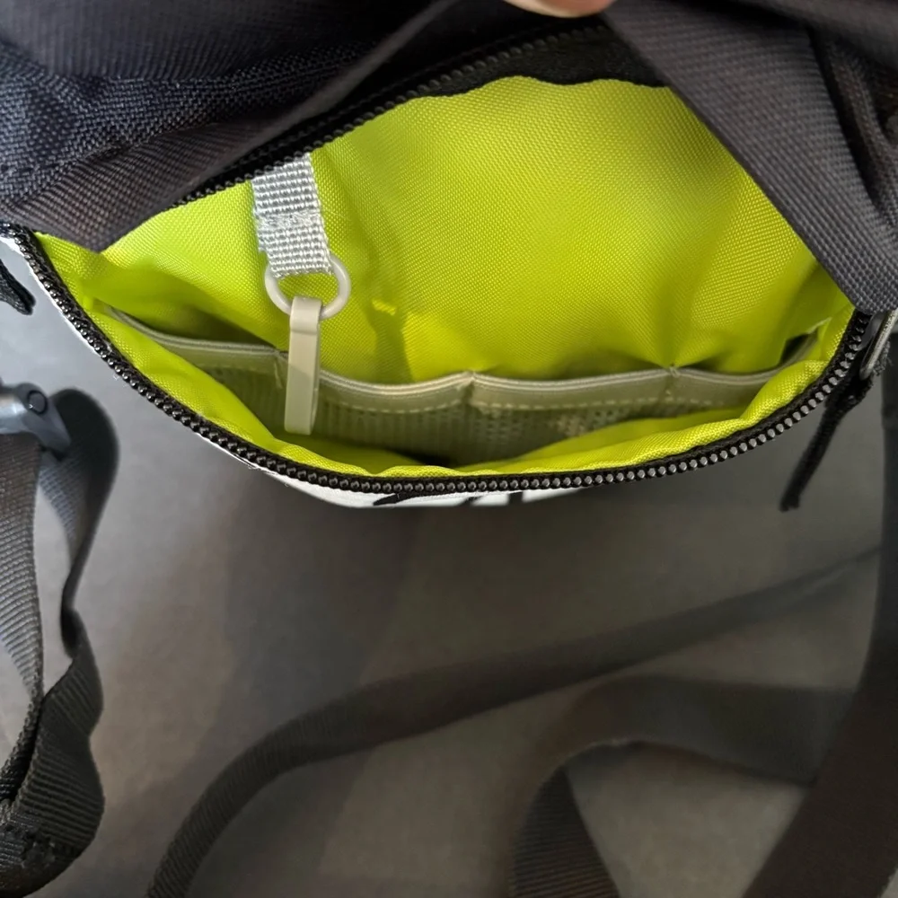 EUC Columbia Urban Uplift Side Black White w/ Lime Green Interior Crossbody Bag